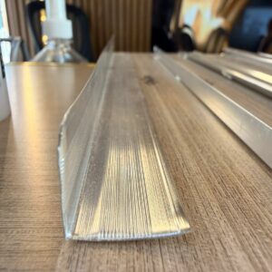 Perfil Angulo Plateado 2cm 2.44 metros