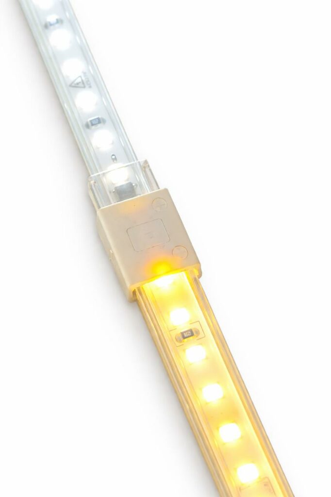 PA34- UNION PARA LED CONTINUA ADHESIVA COB